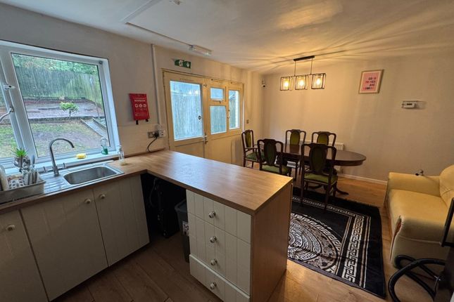 ZOP 17 Grange Rise, Kings Norton photo 5