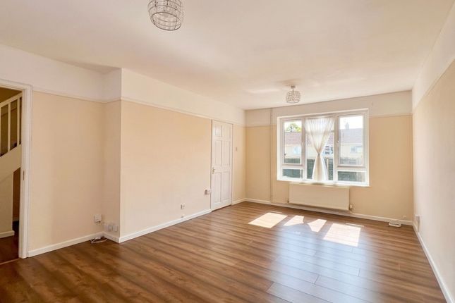 24 Buckland Road, Taunton photo 3