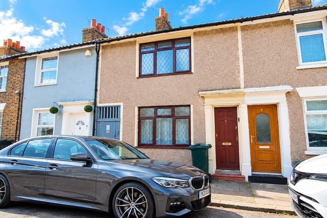 3-bed terraced on 21, Great Queen Street, Dartford, £215,000