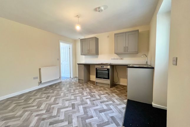 Thumbnail Flat to rent in Carlyle Street, Abertillery
