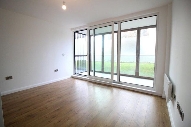 Flat for sale in Farnborough Road, Farnborough, Hampshire