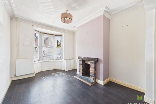 24, Victoria Street, Oswestry photo 4
