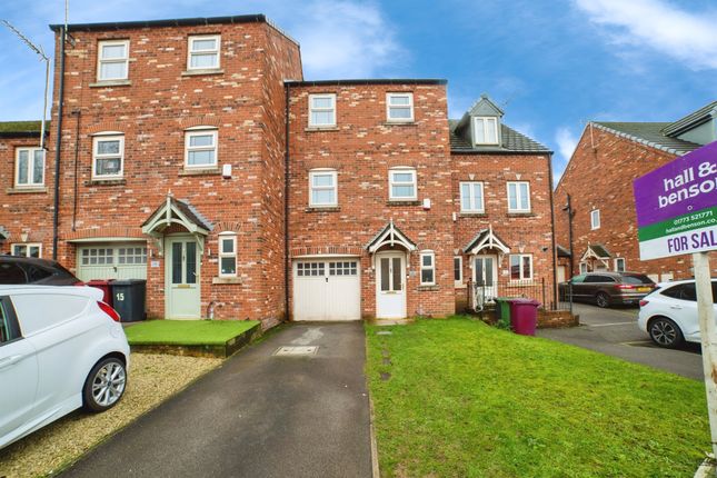 4-bed house on 11, Pen Lane, Chesterfield, £210,000