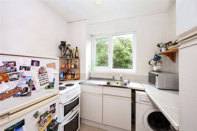 Flat 10 Tilbury House, 9, Myers Lane, London photo 3