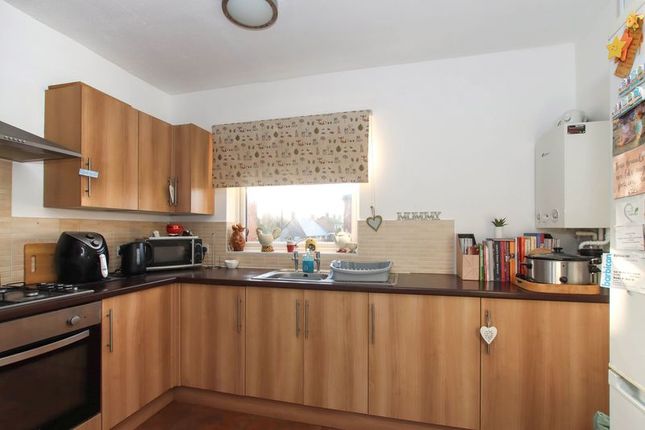 Flat 10 Beechwood House,, Beechwood Way, Aylesbury photo 2