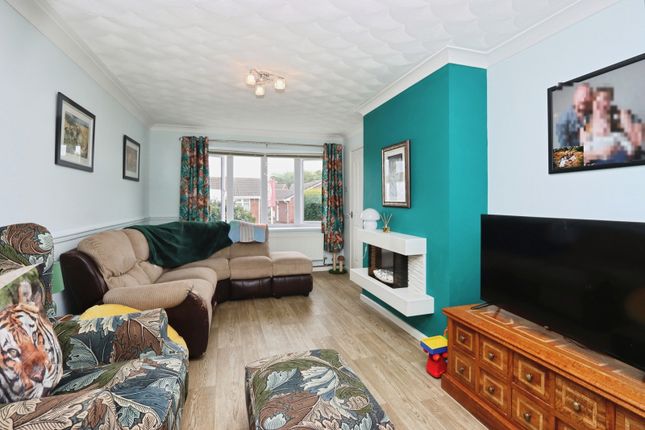 14, Barlby Grove, Sheffield photo 4