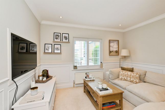 12, Lea Road, Hoddesdon photo 2