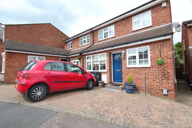 Thumbnail Semi-detached house for sale in Woodside, Cheshunt, Waltham Cross