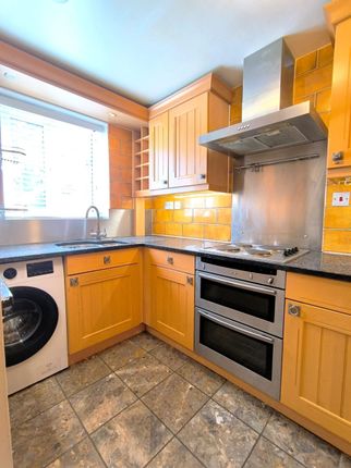 10 Bordeaux Close, Northampton photo 4