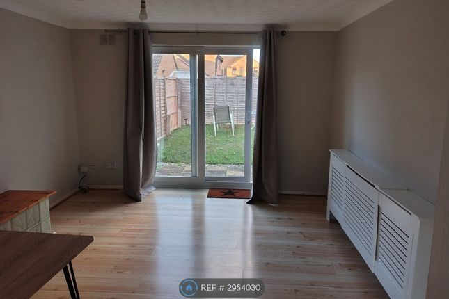 Underwood Place, Oldbrook, Milton Keynes photo 5