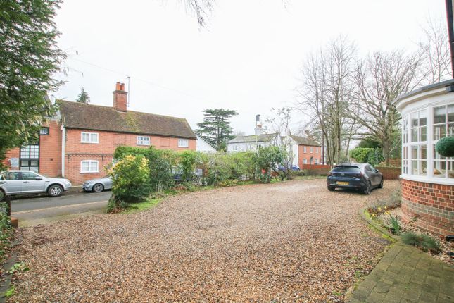 13, Milton Road, Wokingham photo 2