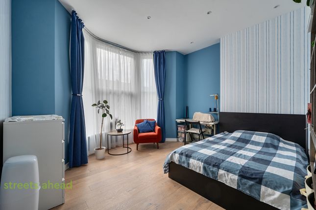 8A,, Manchester Road, Thornton Heath photo 4
