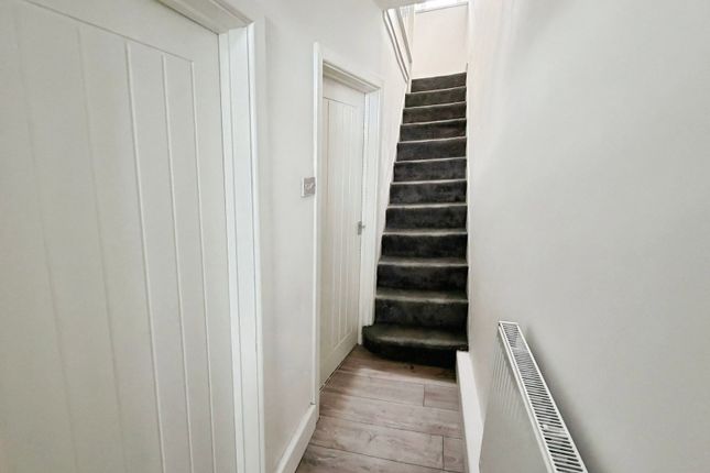 66, Pleasant Street, Swansea photo 4