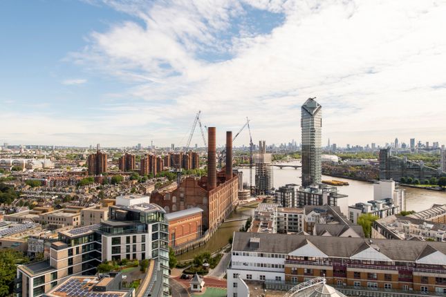 Thumbnail Flat for sale in Thames Quay, Chelsea Harbour, London