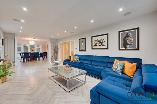 8, Highfields, Gills Hill Lane photo 4