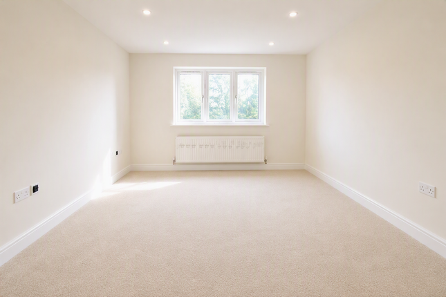 Flat 4, Redhill photo 5