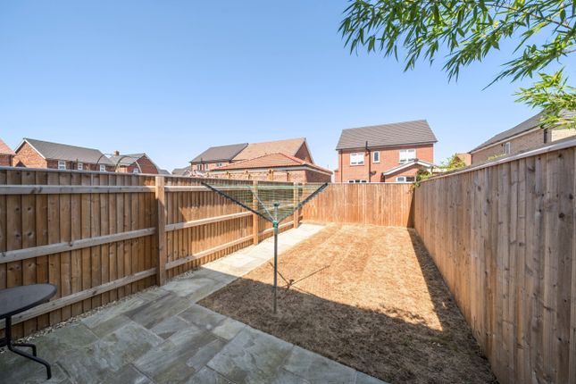 10, Malsters Drive, Horncastle photo 4