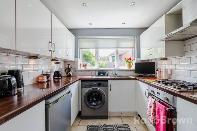 13 Cheriton Drive, Cardiff photo 4