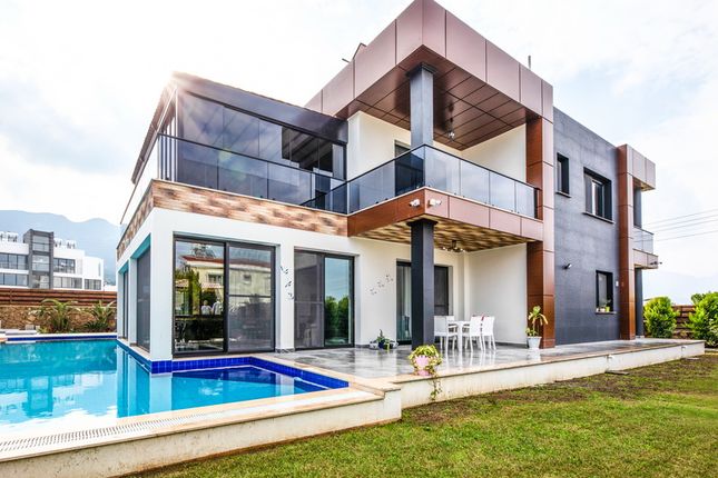 Thumbnail Villa for sale in 4-Bedroom Luxury Modern Villas + Private Swimming Pool, Edremit, Cyprus
