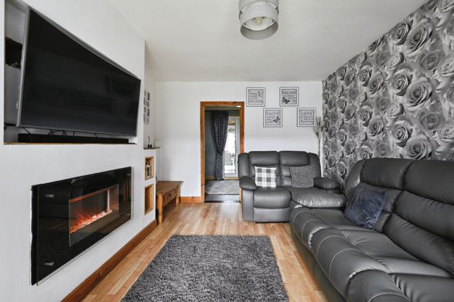 37, Totland Road, Gosport photo 2