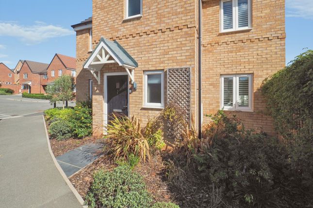 1, Lievesley Grove, Nottinghamshire photo 2