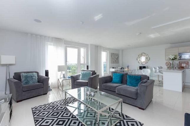 Flat to rent in Mcewan Square, Edinburgh