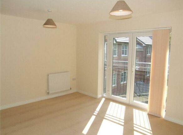 5, Belgravia Court, Northwich photo 2