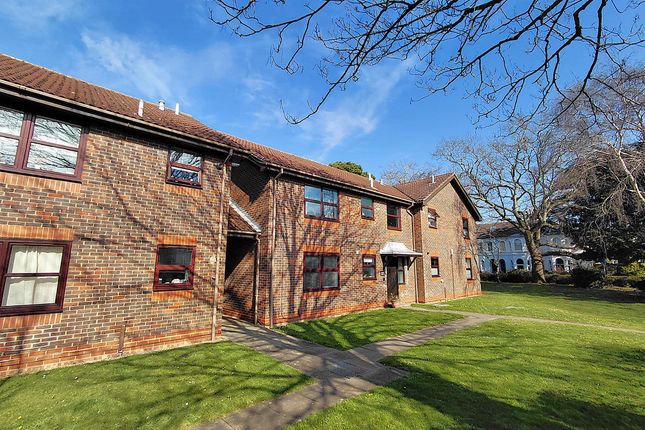2-bed flat on Flat 10, Beech Gardens, Bulkington Avenue, Worthing, £240,000