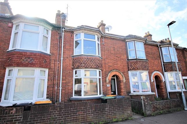 Thumbnail Terraced house to rent in Barkers Lane, Bedford