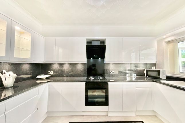 126 Ashbourne Road, Stoke-On-Trent photo 3