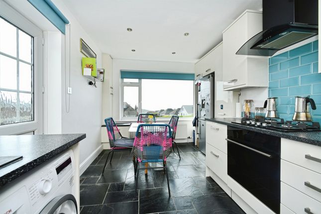 27, Nutley Avenue, Brighton photo 3