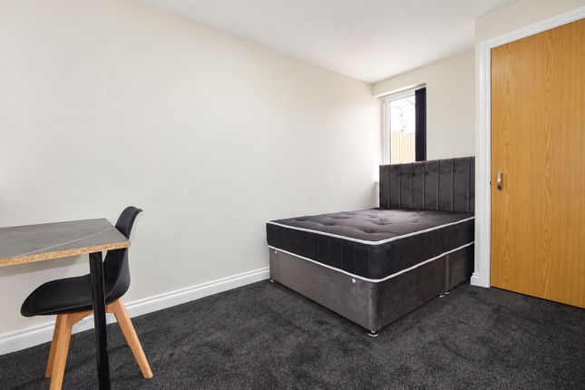 102, Wyeverne Road, Cardiff photo 5