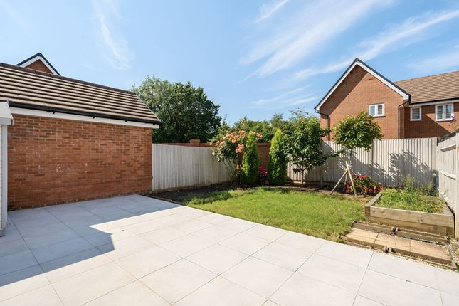 5, Hassocks Gate, Hassocks photo 4