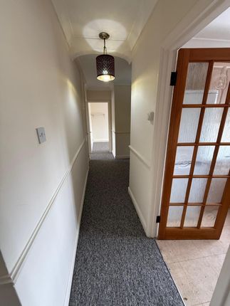 106, Enfield Road, Enfield photo 2