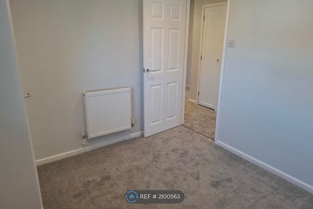 Mayfield Road, Camberley photo 5
