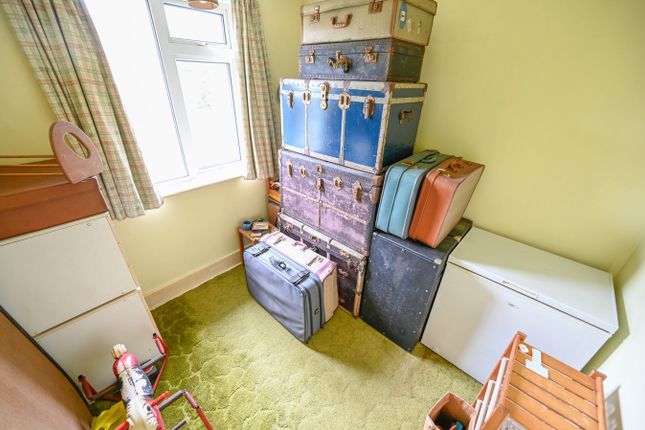 1, Ivy Road, Wimborne photo 3