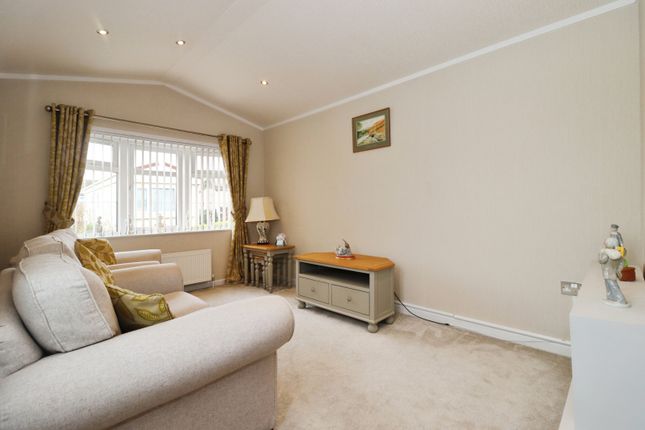 43, Woodlands Park, Avon photo 2