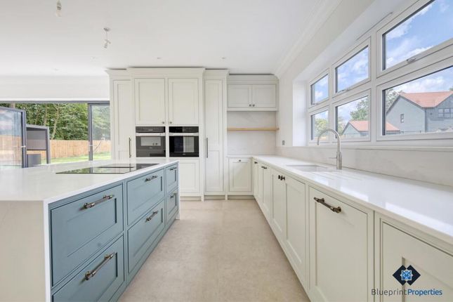 The Cedar, The Sherwoods, Brentwood photo 3