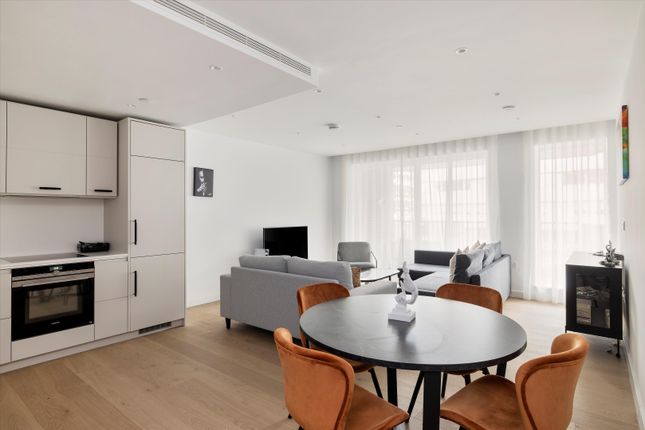 Flat to rent in Dorset House, Mount Pleasant, London
