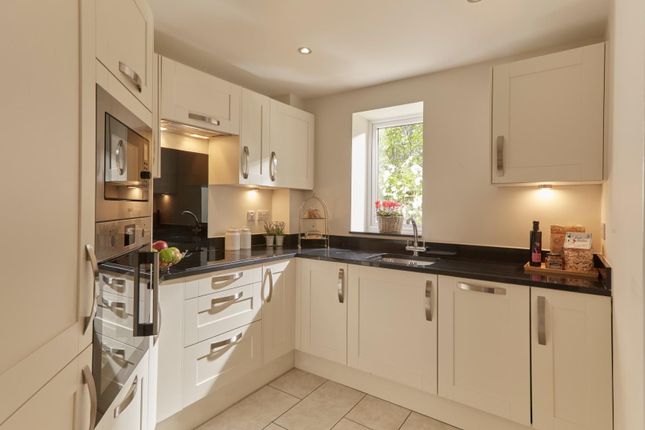 Flat for sale in Woodlands Road, Heaton Mersey, Stockport