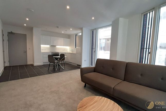 Flat 213, Transmission House, Manchester photo 3