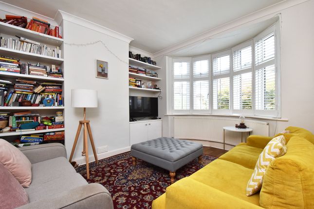 76, Bexhill Road, London photo 4
