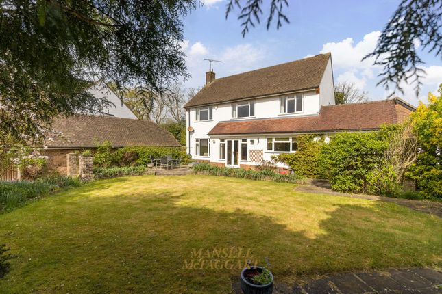 7 Old Horsham Road, Crawley photo 3