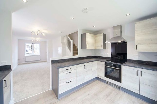 Plot 47 Farndale, Ferriby High Road, North Ferriby photo 2