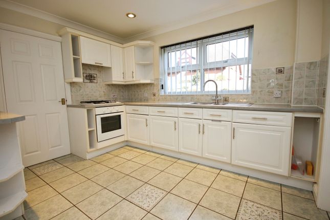 9, Oakleigh Drive, Lincoln photo 2