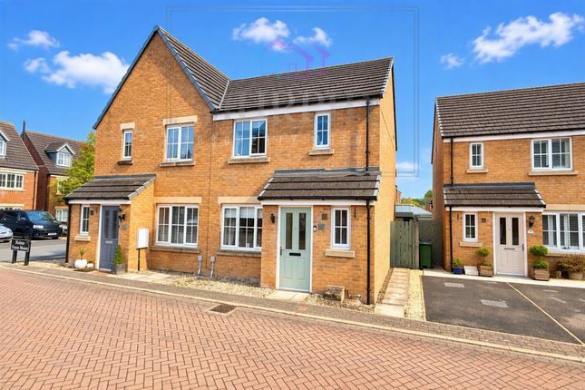 2 Holme Farm Mews, Pontefract photo 2