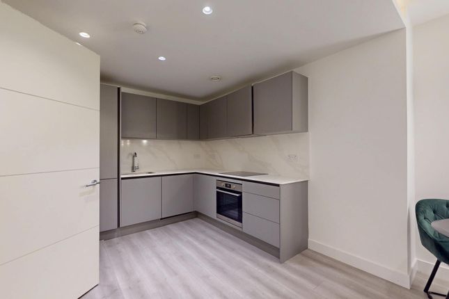 New Horizons Court, Brentford photo 2
