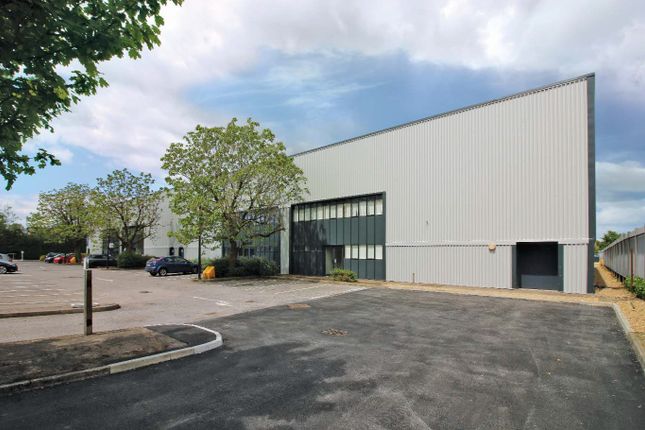 Thumbnail Warehouse to let in Cartwright Road, Stevenage