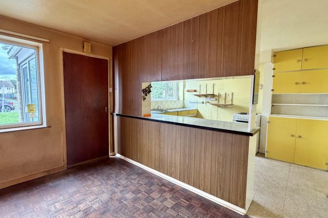 10, Loxley Close, Warwick photo 3