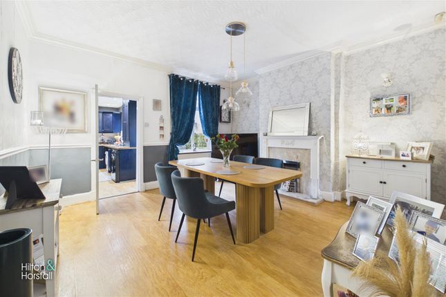 14, Dugdale Road, Burnley photo 4